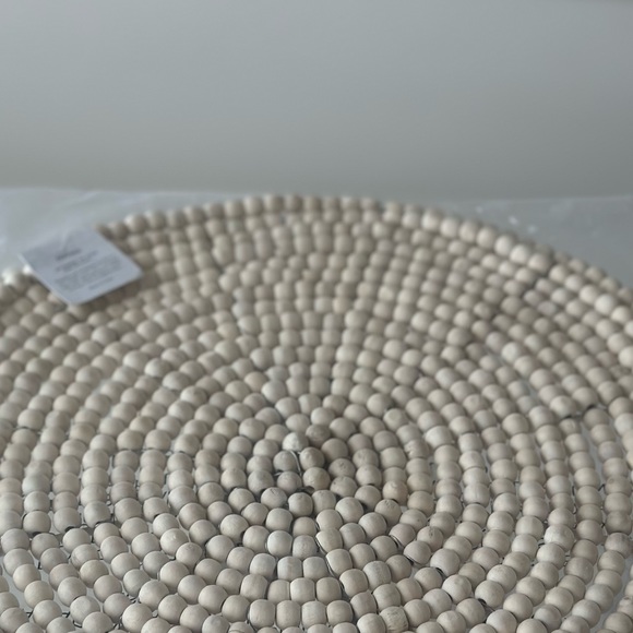 (4) Beaded Wood charger set - Picture 2 of 14